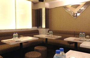 LOUNGEアクター店内画像