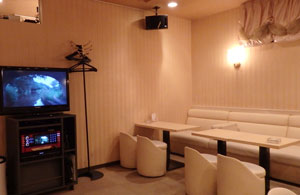 【茅場町】PUB CARA店内画像